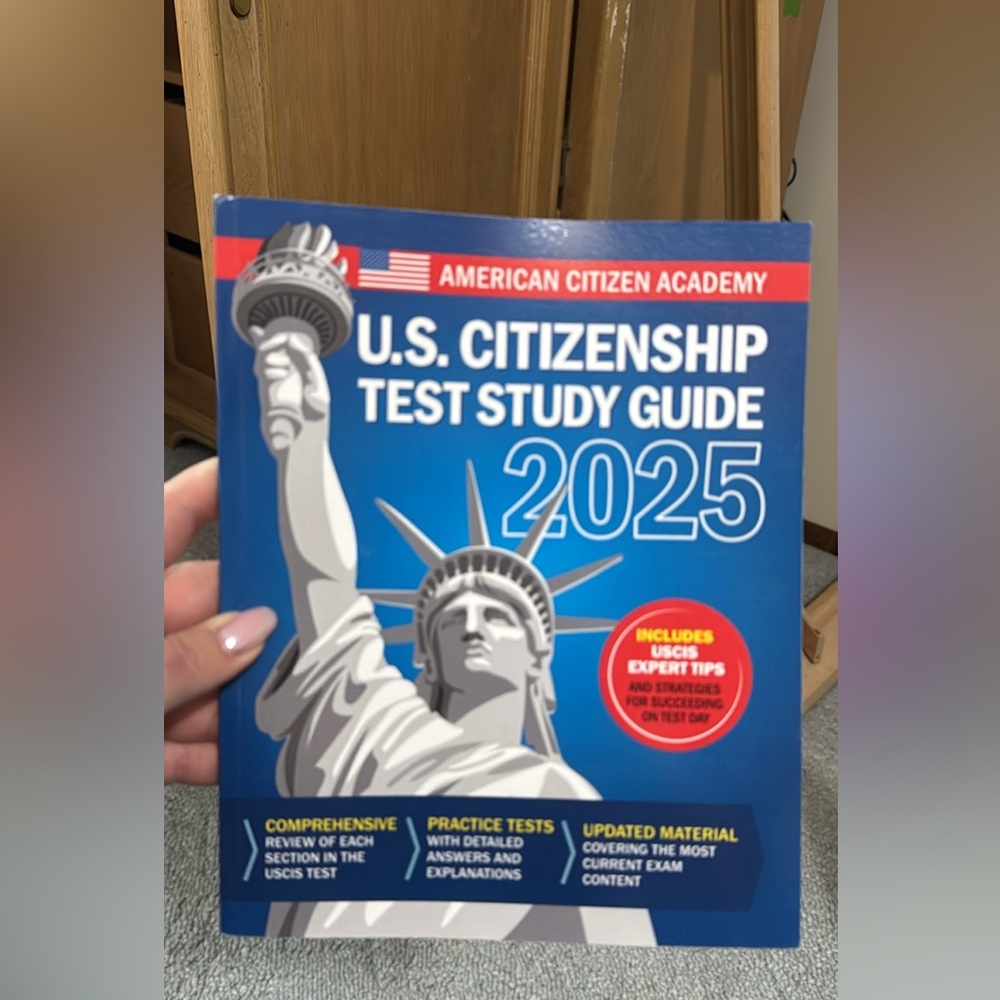 U.S. Citizenship Test Study Guide 2025 - Blue Cover
